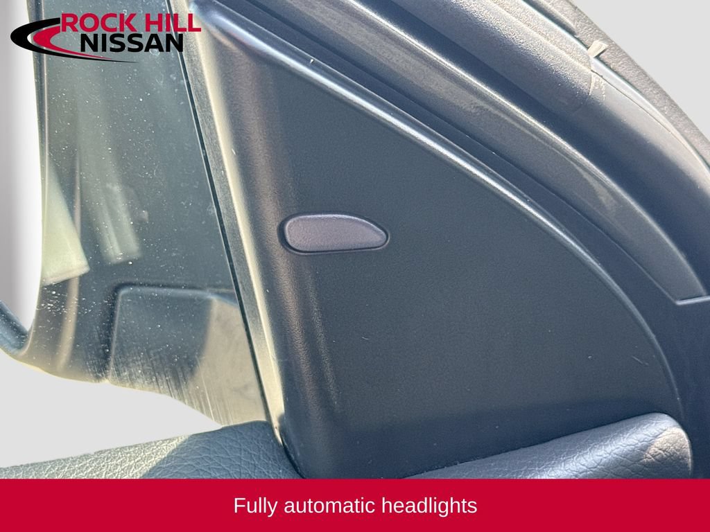 Used 2019 Nissan Rogue Sport SV w/ Technology Package FWD image 19