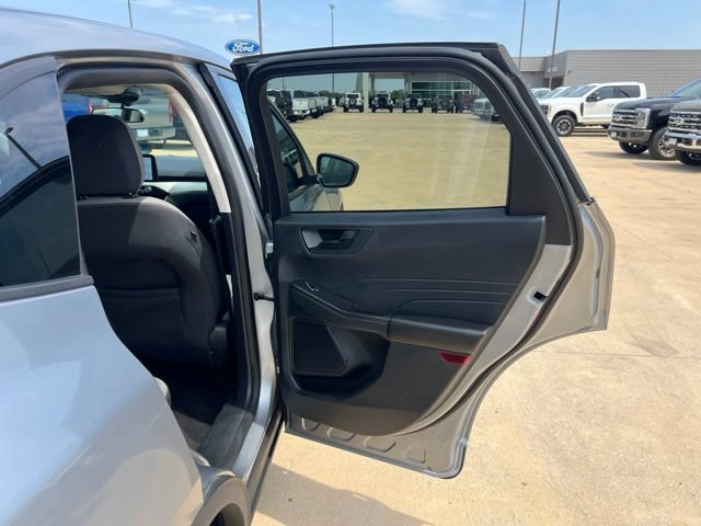 Used 2022 Ford Escape SE w/ SE Sport Appearance Package FWD image 22