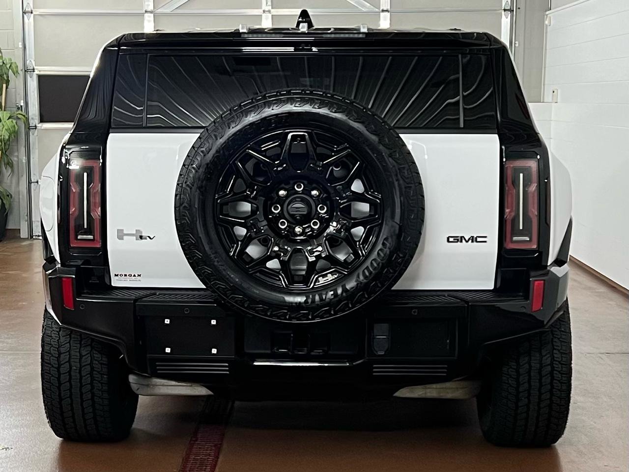 Used 2025 GMC Hummer EV 2X image 4