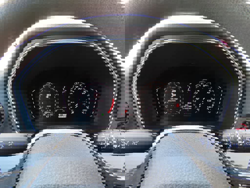 Used 2023 Honda Pilot LX image 25