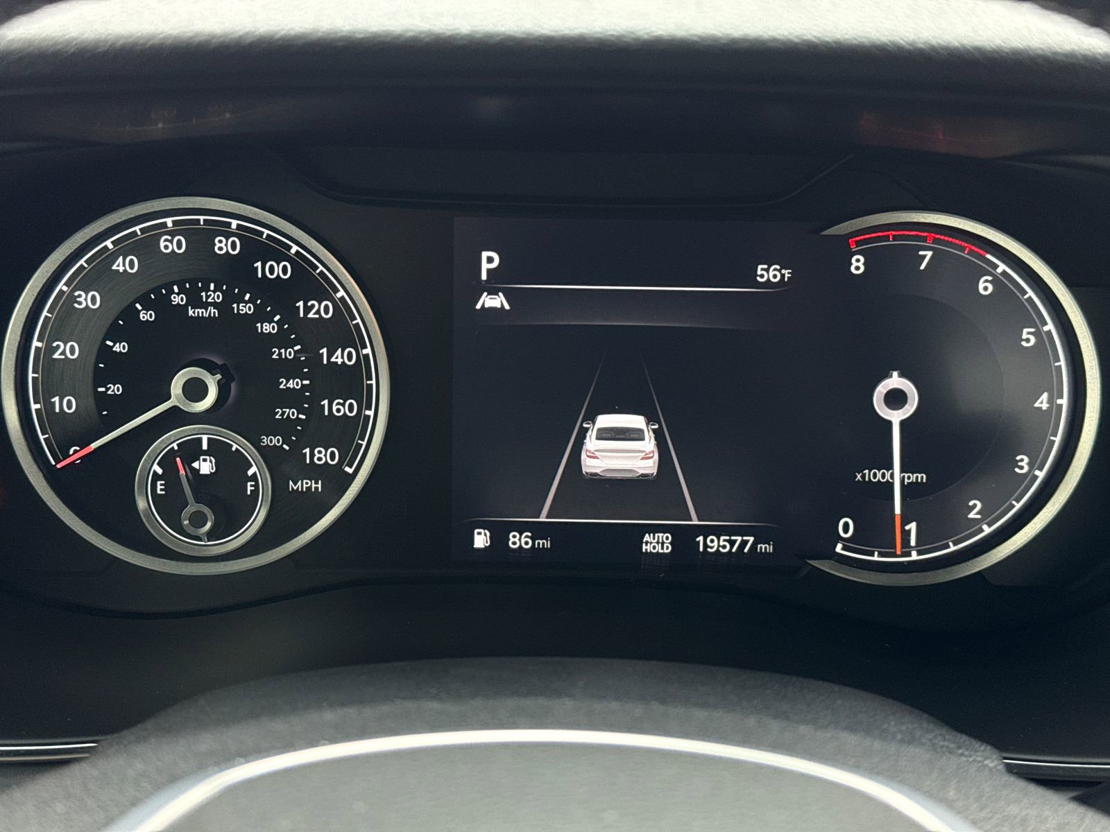 Used 2023 Genesis G70 2.0T image 22