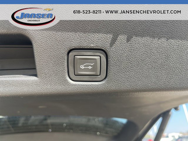 Used 2025 Chevrolet Traverse LT image 31