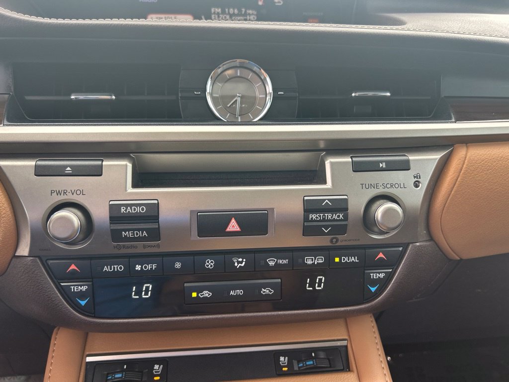 Used 2018 Lexus ES 350 w/ Premier Package FWD image 38