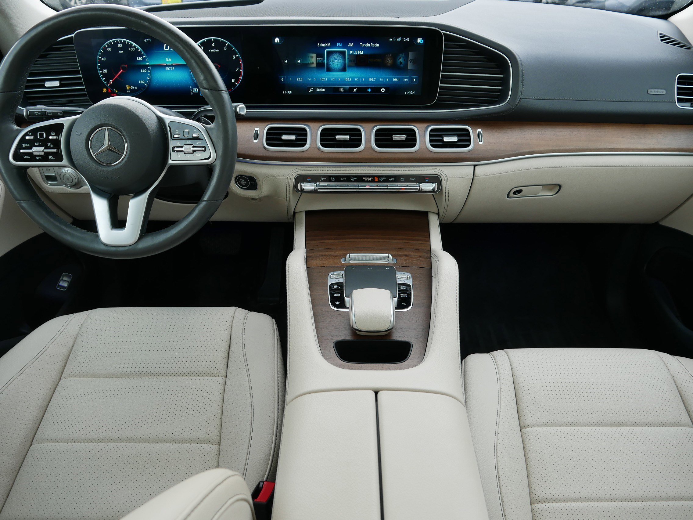 Used 2020 Mercedes-Benz GLE 350 4MATIC image 10