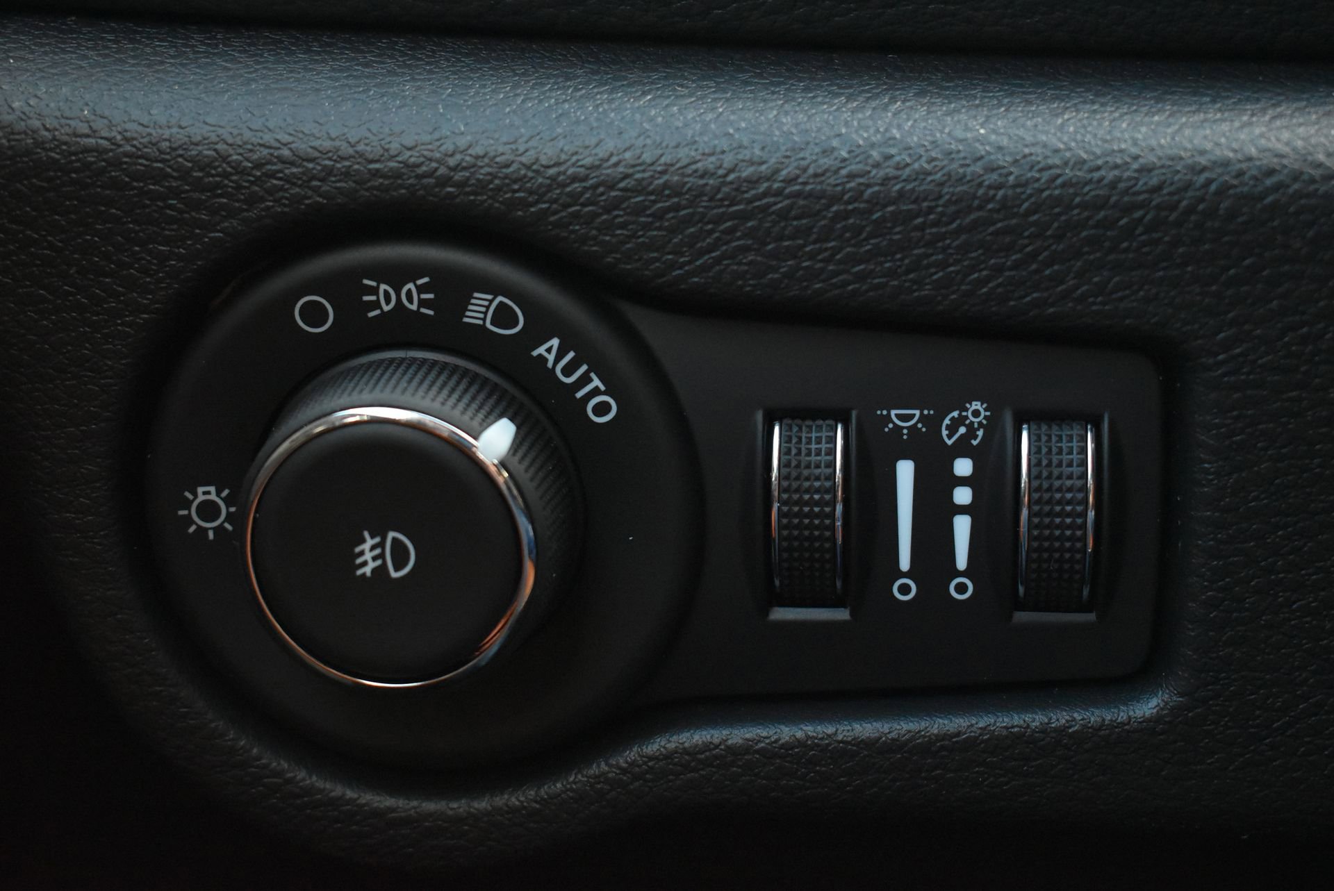 New 2026 Chrysler Pacifica Pinnacle image 24