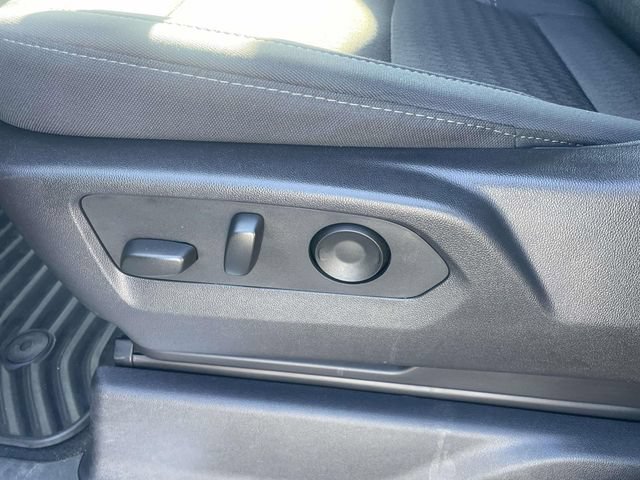 Used 2024 Chevrolet Silverado 1500 LT AWD/4WD image 15