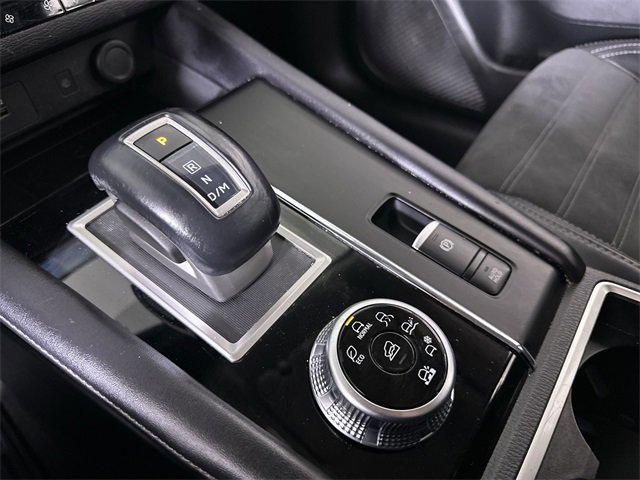 Used 2024 Mitsubishi Outlander SE image 16