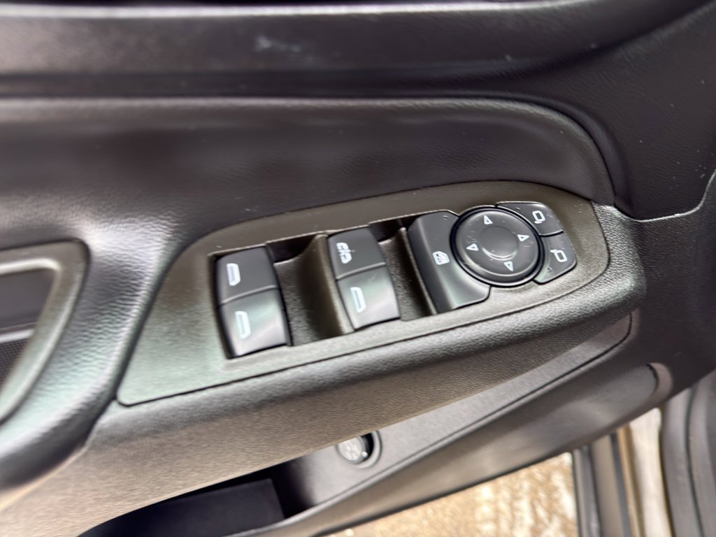 Used 2024 Chevrolet Equinox LT w/ LPO, Floor Liner Package image 12