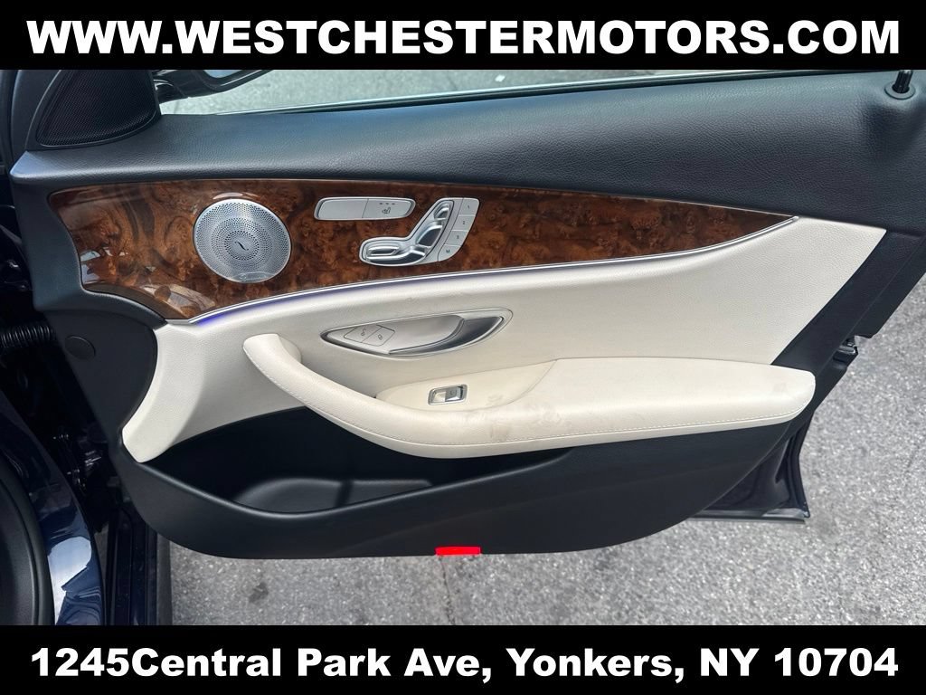 Used 2017 Mercedes-Benz E 300 4MATIC image 7