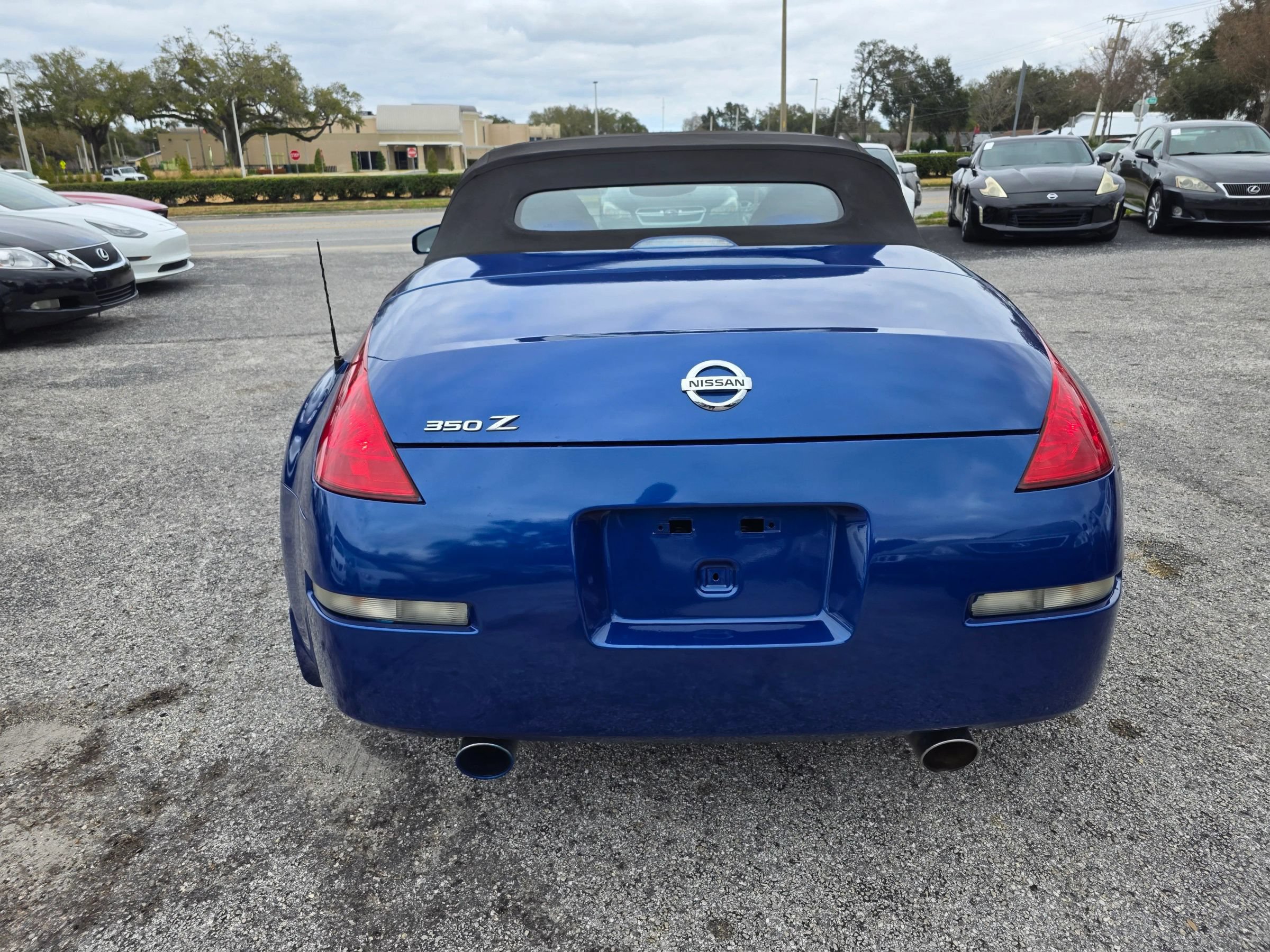 Used 2004 Nissan 350Z Touring RWD image 6