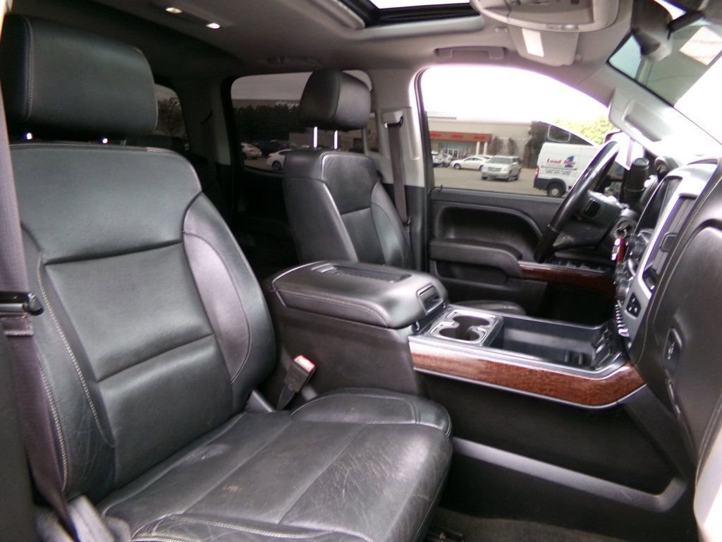Used 2017 GMC Sierra 2500 SLT w/ Duramax Plus Package image 16