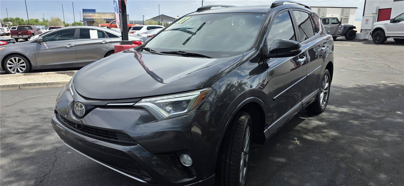 Used 2017 Toyota RAV4 Platinum FWD image 1