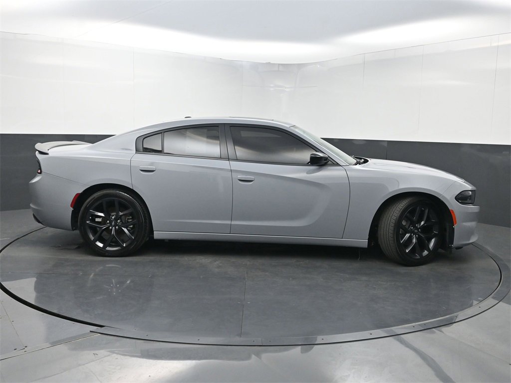 Used 2022 Dodge Charger SXT w/ Driver Convenience Group image 43