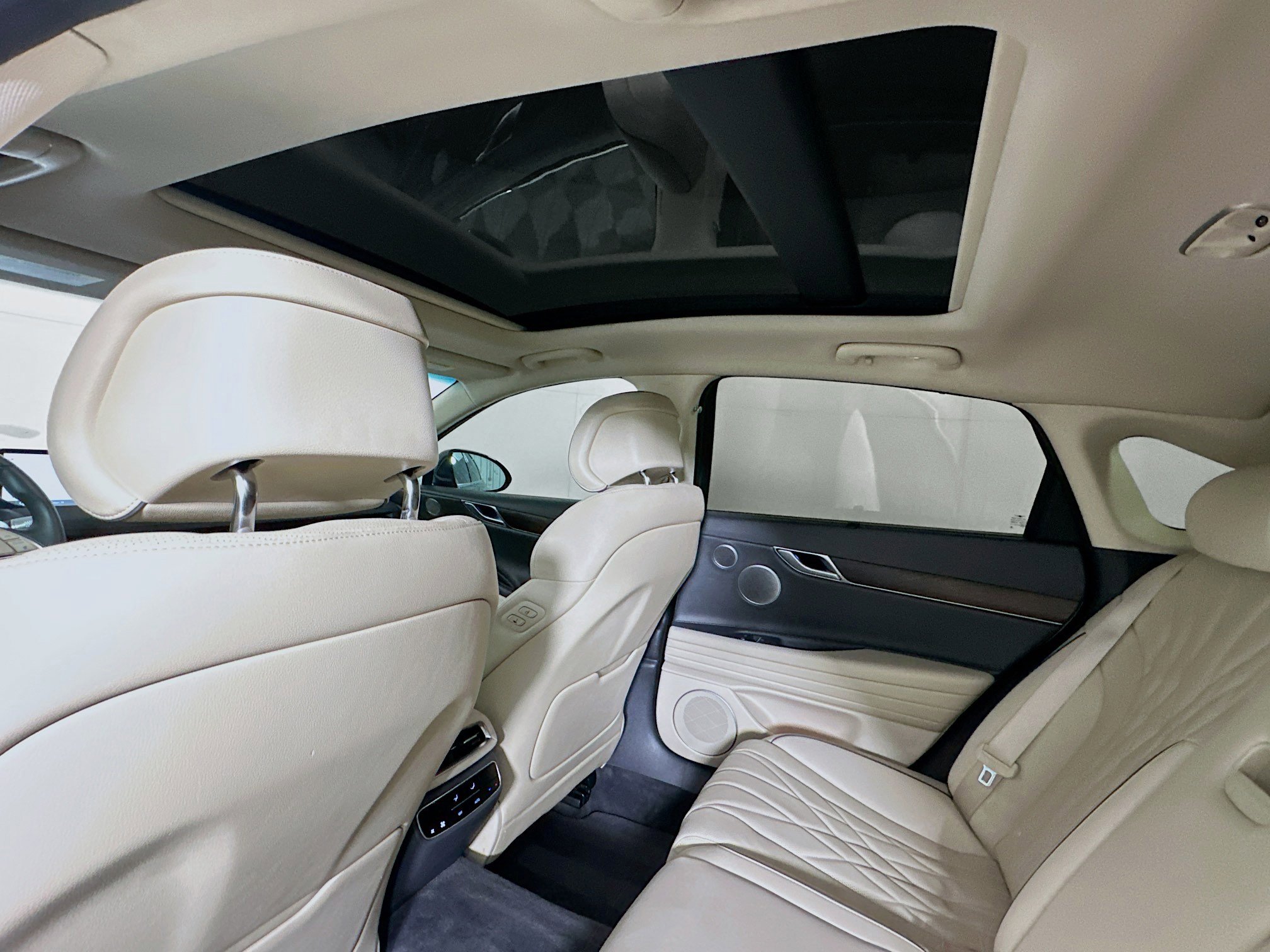 Used 2021 Genesis G80 2.5T w/ Prestige Package RWD image 27