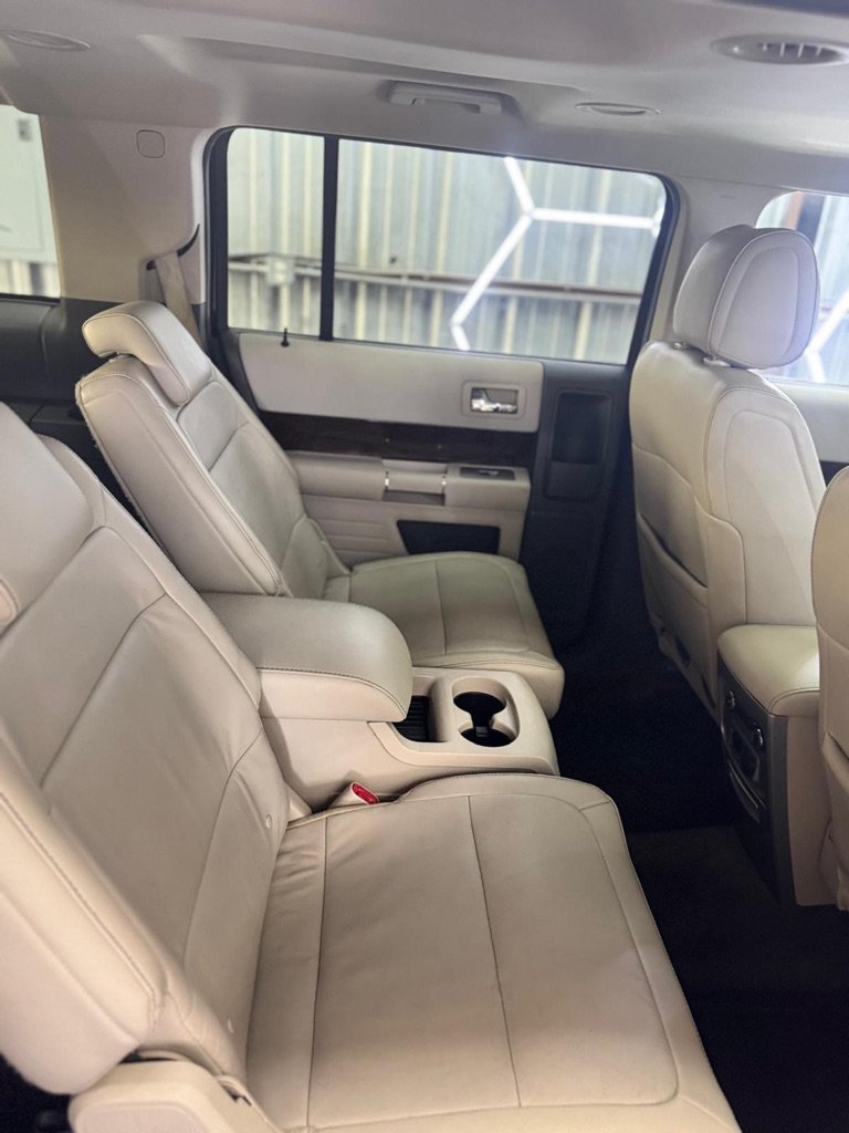 Used 2011 Ford Flex SEL w/ Rapid Spec Order Code FWD image 36