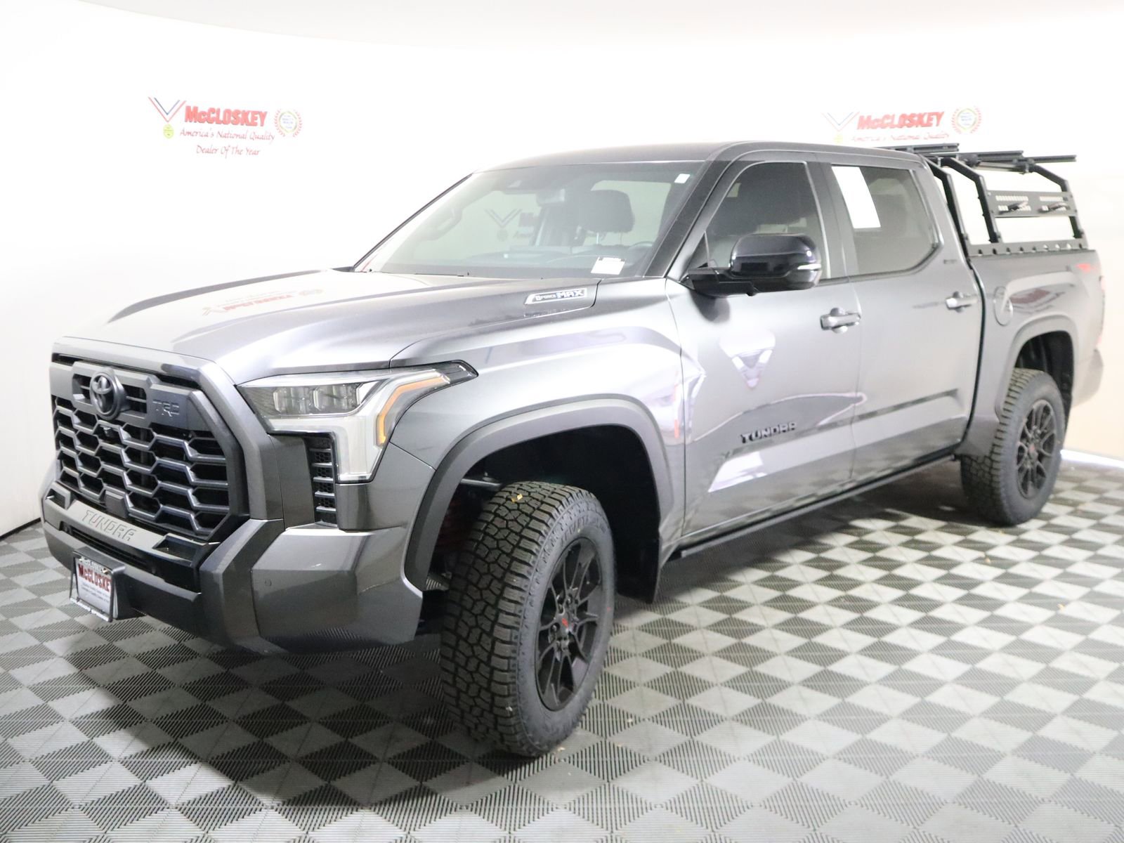 Used 2025 Toyota Tundra Limited image 23