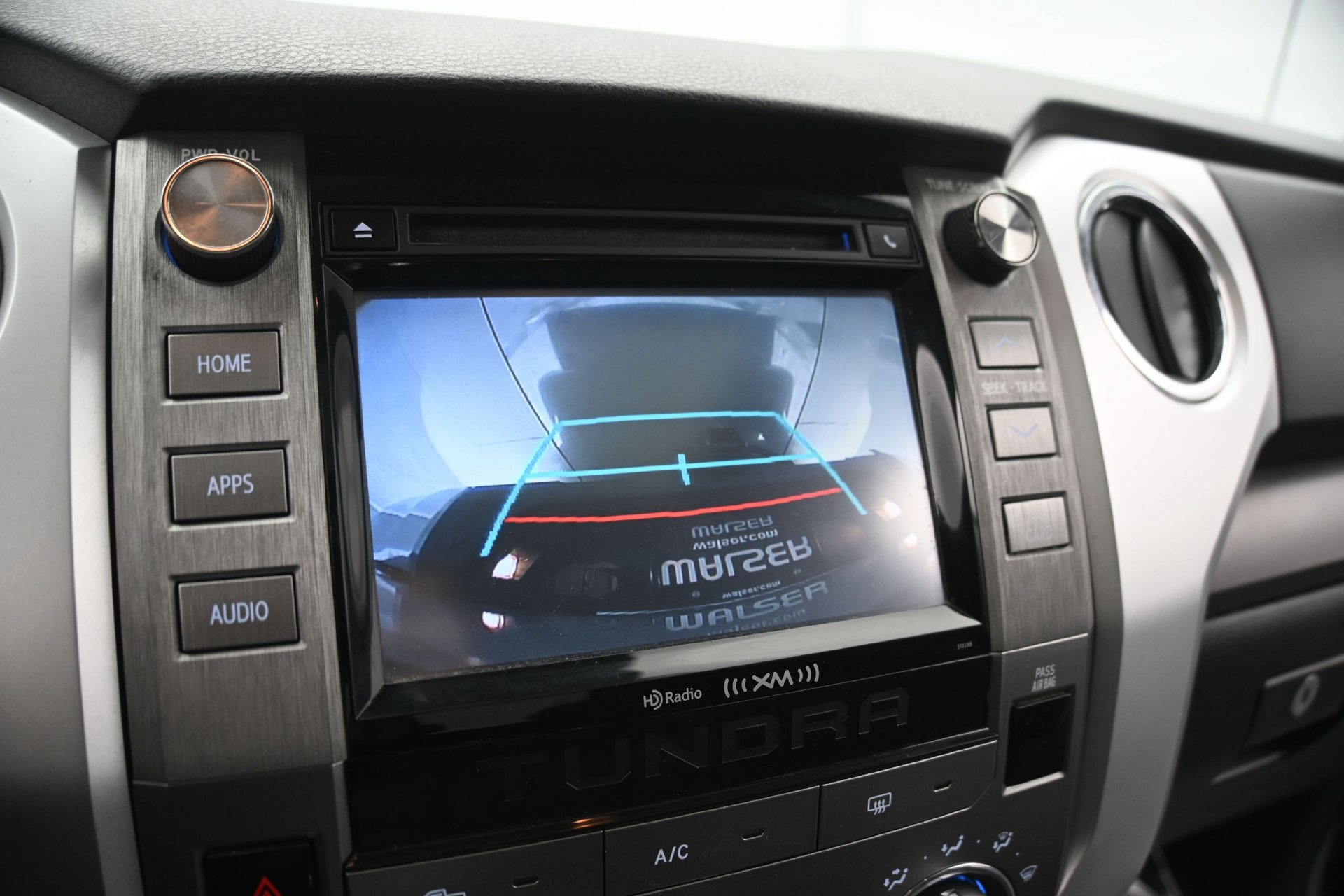 Used 2018 Toyota Tundra SR5 AWD/4WD image 25