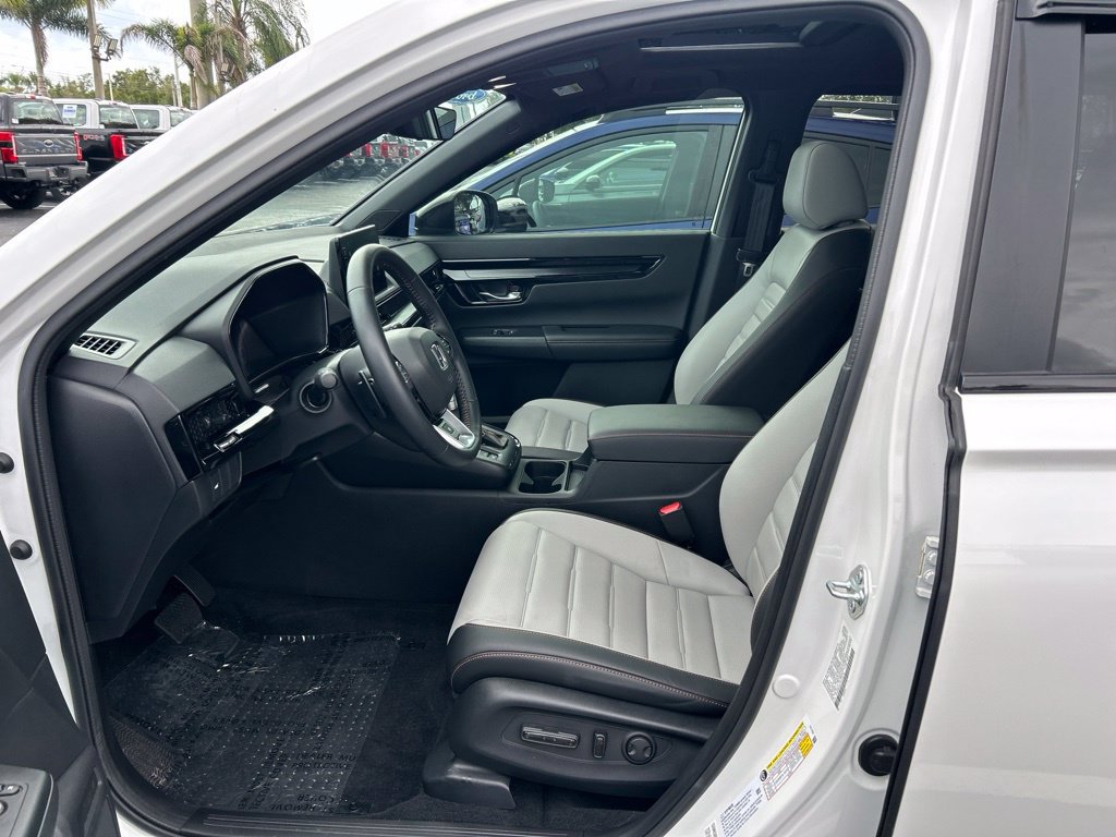 Used 2026 Honda CR-V Sport Touring image 16