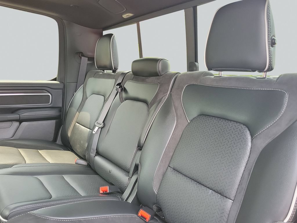 New 2026 RAM 1500 Laramie AWD/4WD image 27