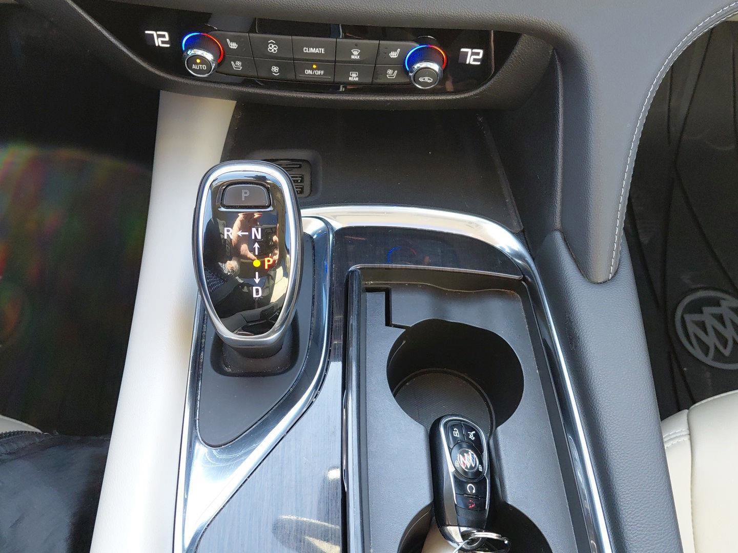 Used 2021 Buick Enclave Premium w/ Sun and Sites Package image 37