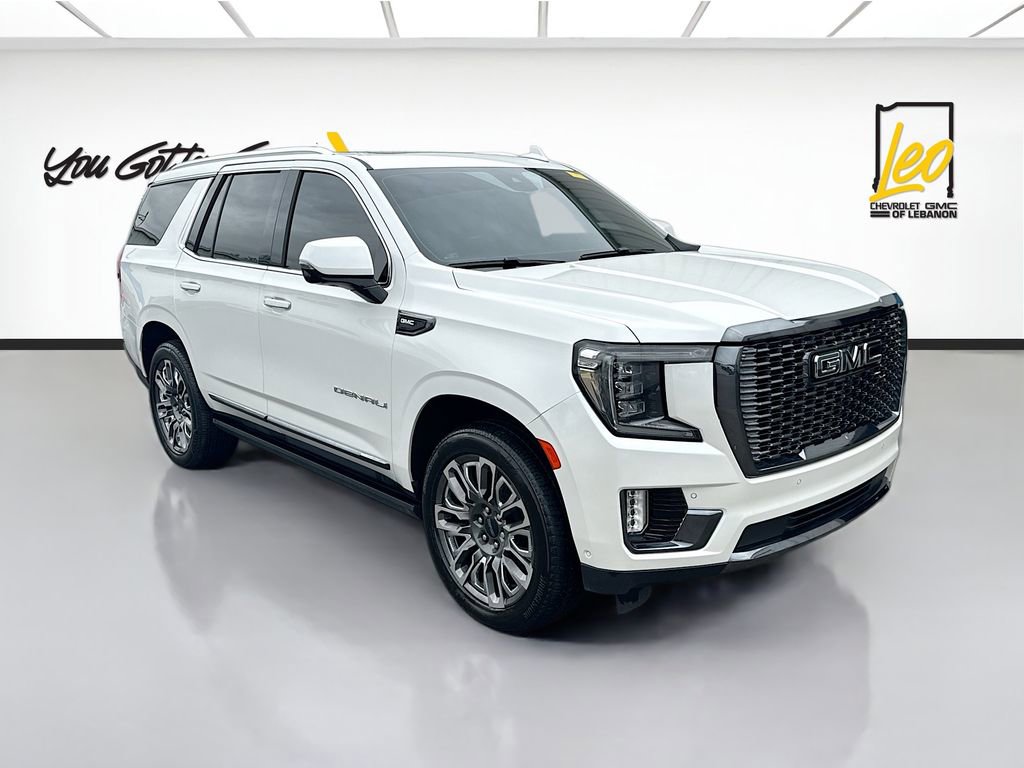 Used 2023 GMC Yukon Denali Ultimate AWD/4WD image 3