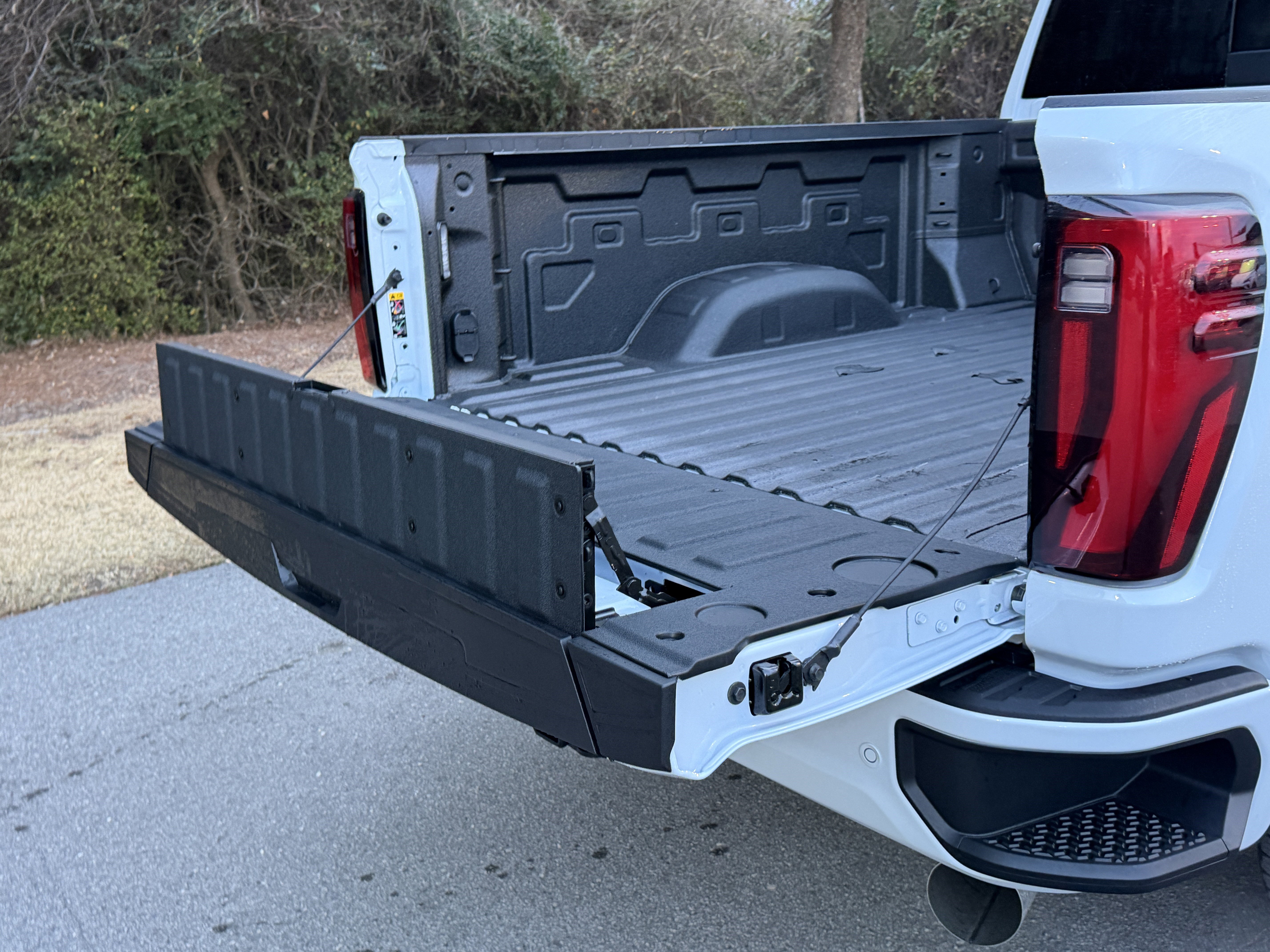 New 2026 GMC Sierra 2500 Denali w/ Denali Reserve Package image 13