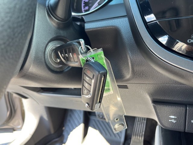 Used 2019 Toyota Camry LE image 25