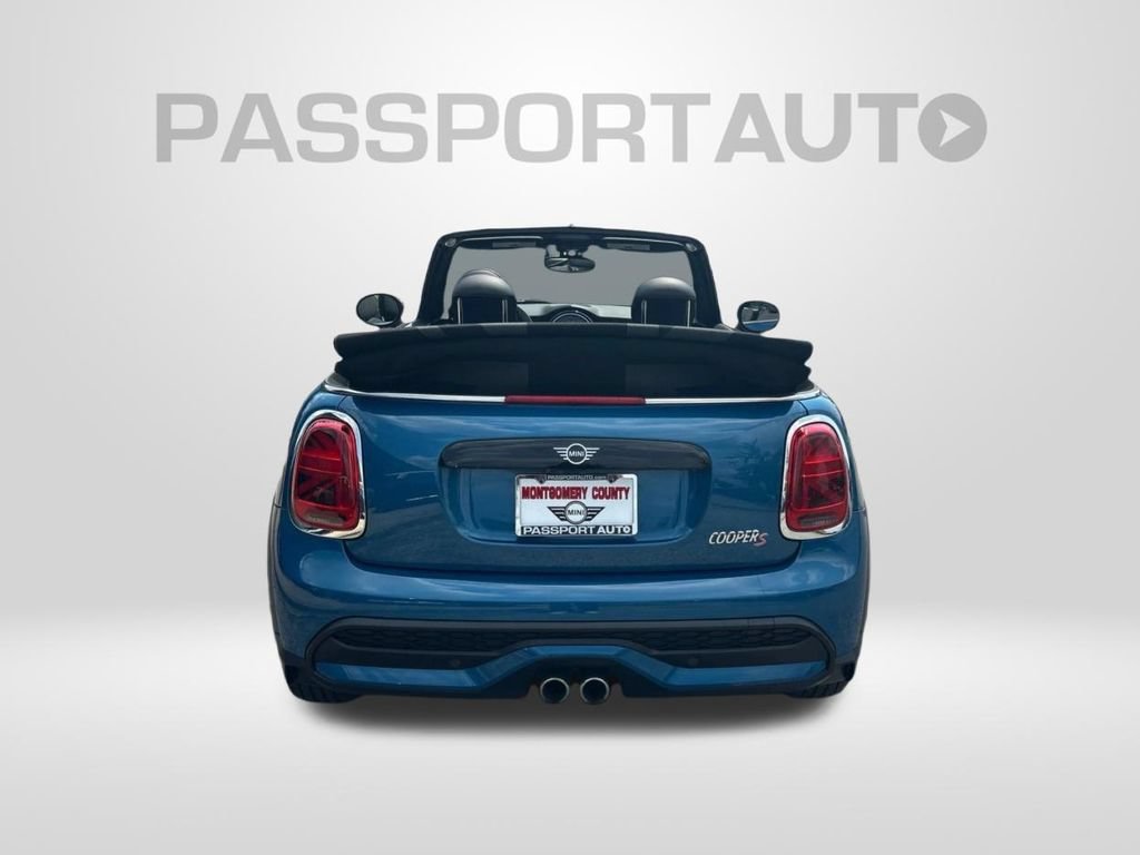 Used 2023 MINI Cooper S w/ Signature Upholstery Package FWD image 7