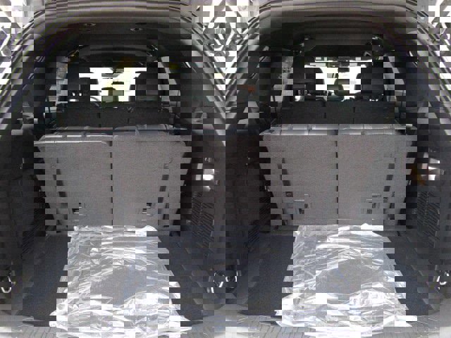 New 2026 Ford Explorer ST-Line w/ ST-Line Street Pack image 8