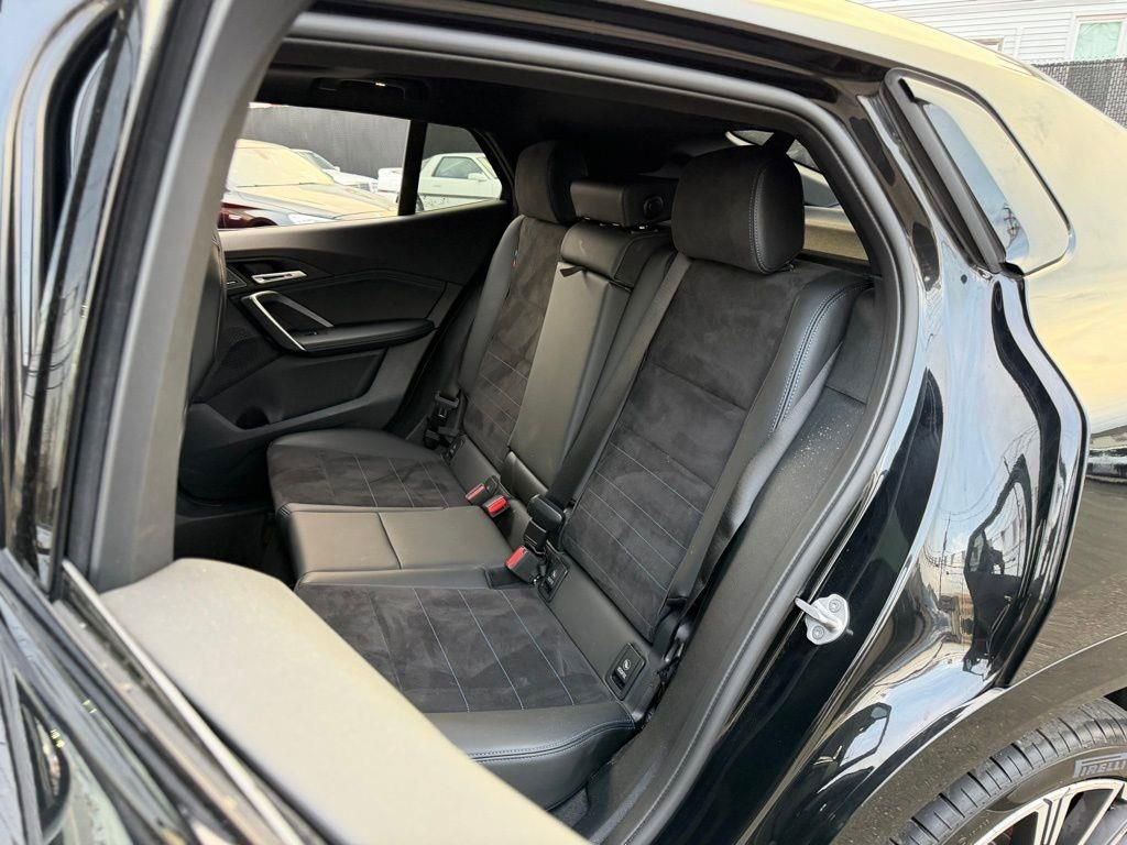 Used 2026 BMW X2 M35i AWD/4WD image 19
