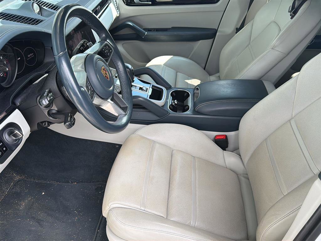 Used 2021 Porsche Cayenne AWD/4WD image 11