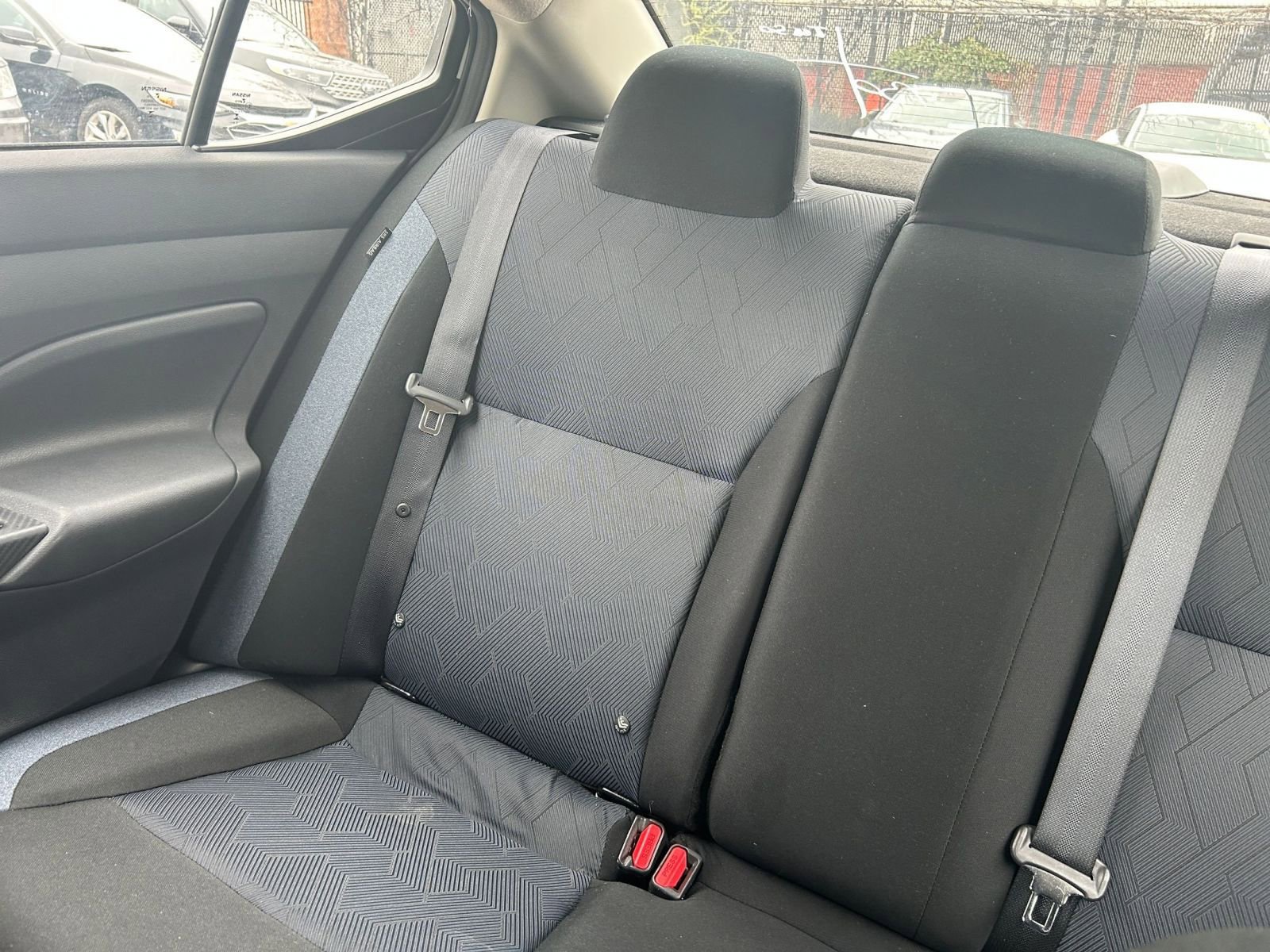 Used 2025 Nissan Versa SV FWD image 34
