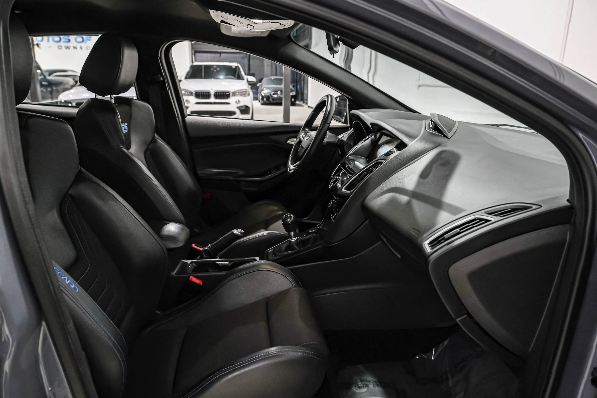 Used 2016 Ford Focus RS AWD/4WD image 32