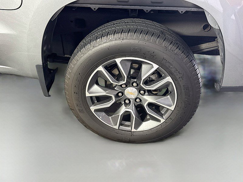 Used 2023 Chevrolet Silverado 1500 LT AWD/4WD image 30
