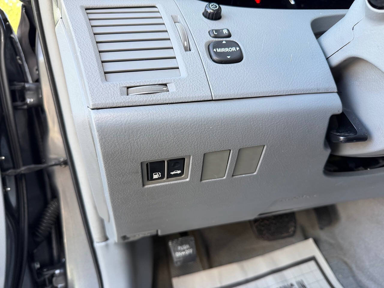 Used 2008 Toyota Avalon Touring FWD image 21