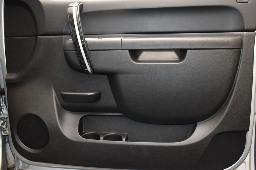 Used 2013 Chevrolet Silverado 2500 W/T AWD/4WD image 17