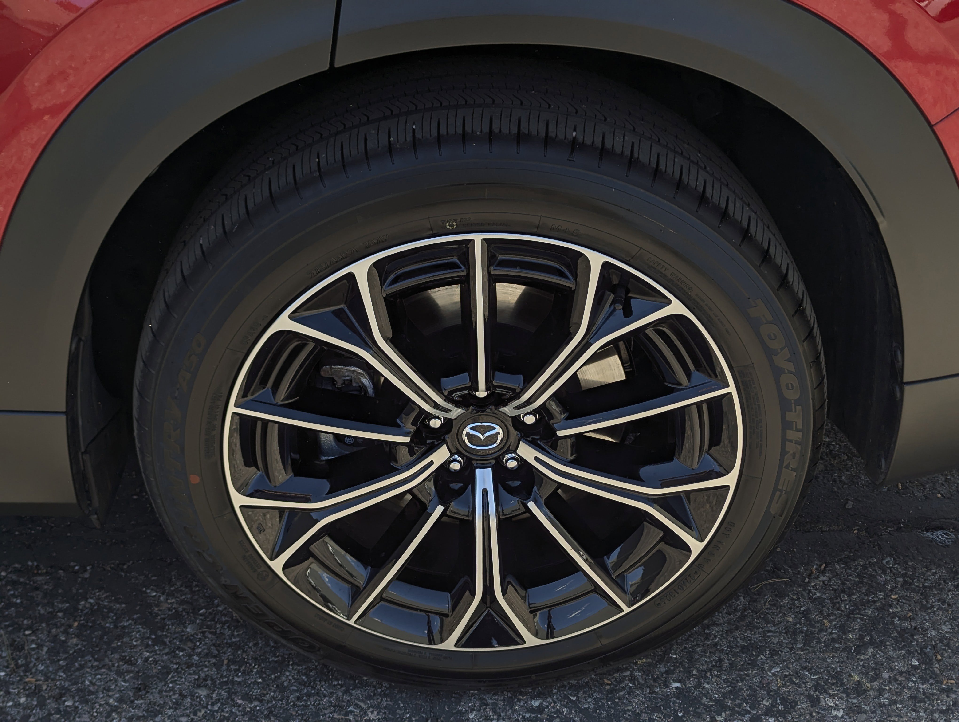 Certified 2025 MAZDA CX-70 Plug-In Hybrid w/ Premium Plus AWD/4WD image 7