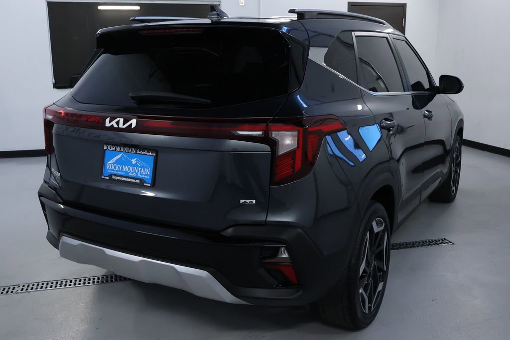 Used 2024 Kia Seltos SX w/ SX Sunroof Package image 7