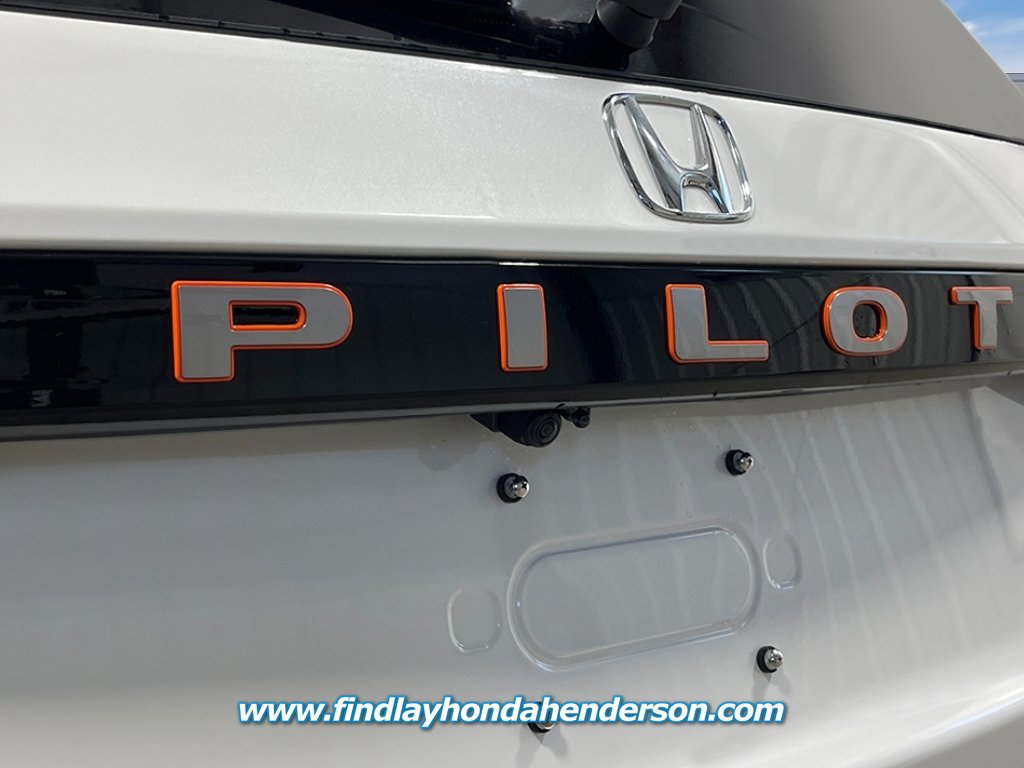 New 2026 Honda Pilot TrailSport image 7