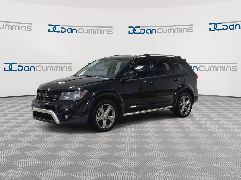 Used 2017 Dodge Journey Crossroad FWD image 4