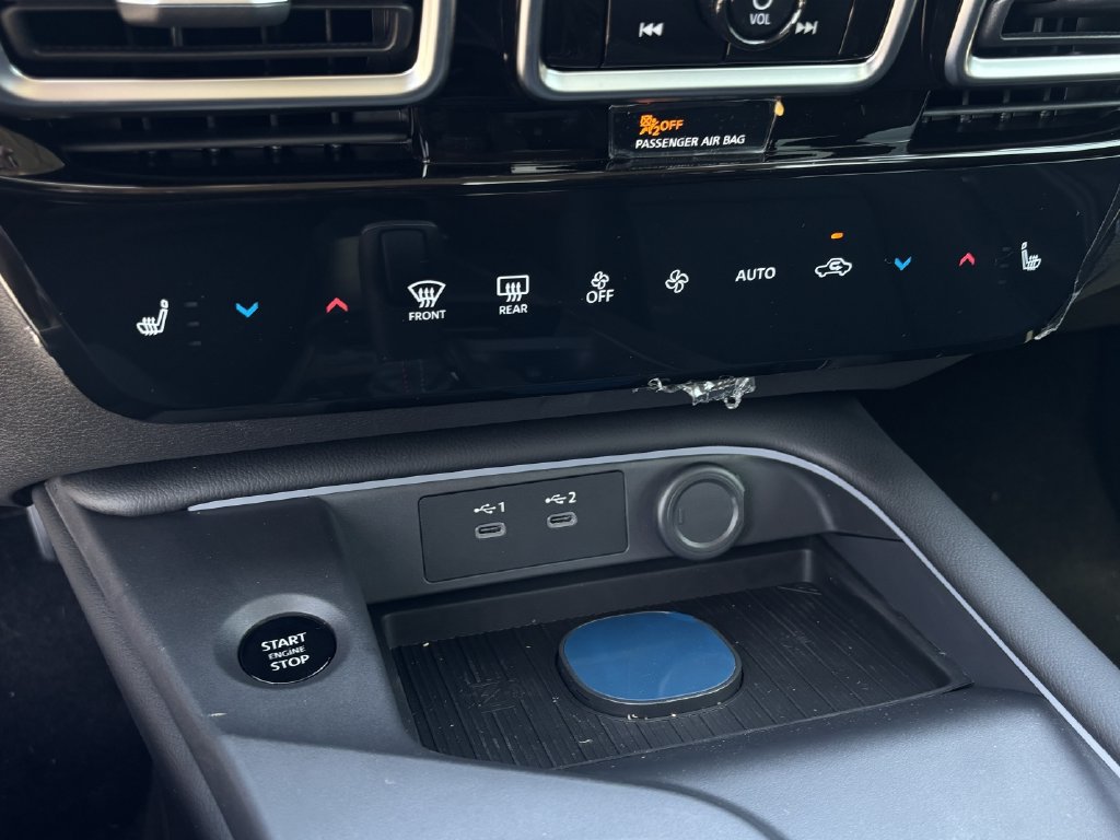 New 2027 Nissan Sentra SR w/ SR Premium Package FWD image 16