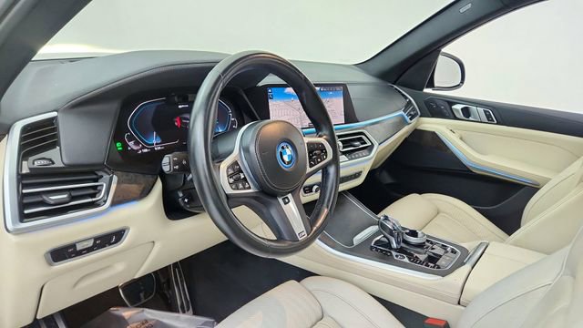 Used 2022 BMW X5 xDrive45e w/ M Sport Package image 19