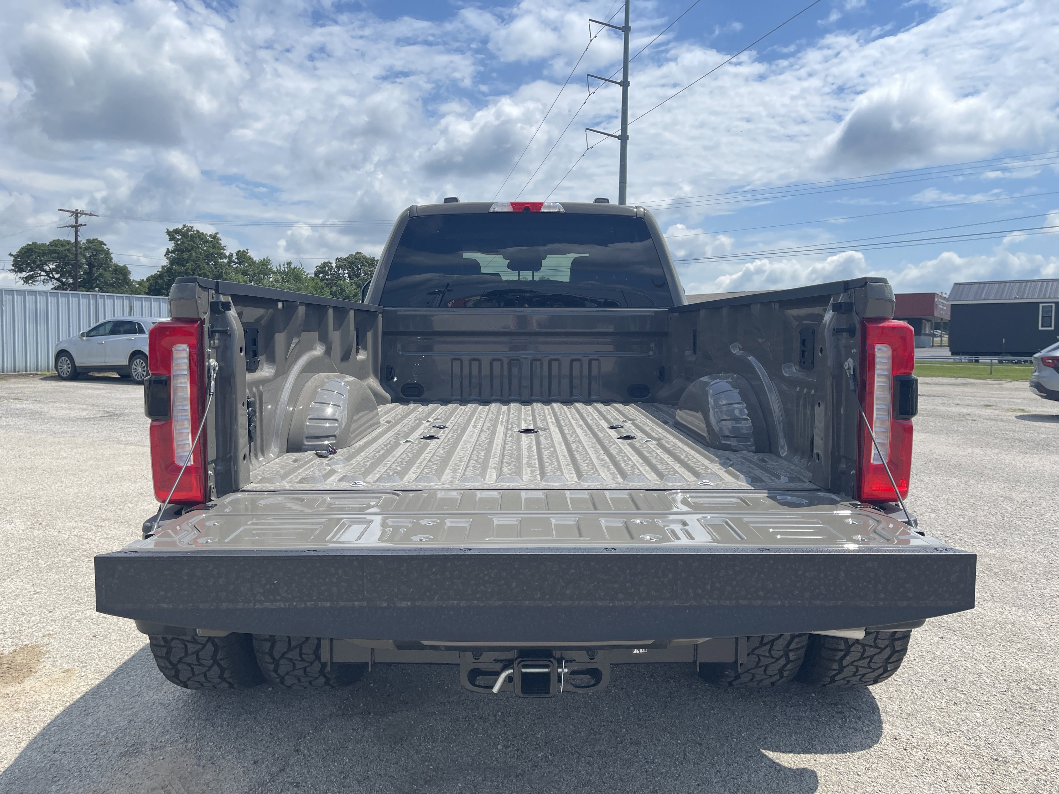 Used 2026 Ford F450 Lariat AWD/4WD image 13
