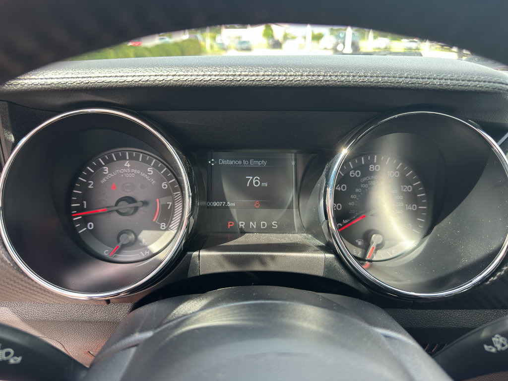 Used 2017 Ford Mustang Coupe RWD image 18