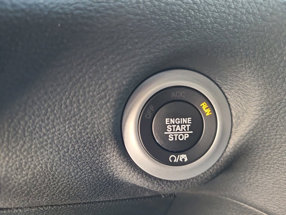 New 2026 Chrysler Pacifica Select image 20