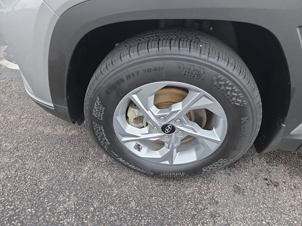 Certified 2023 Hyundai Tucson SEL AWD/4WD image 17