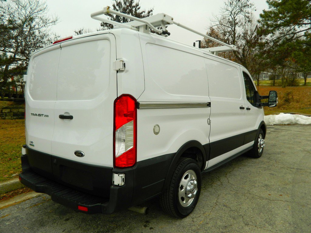 Used 2020 Ford Transit 250 Low Roof AWD image 7