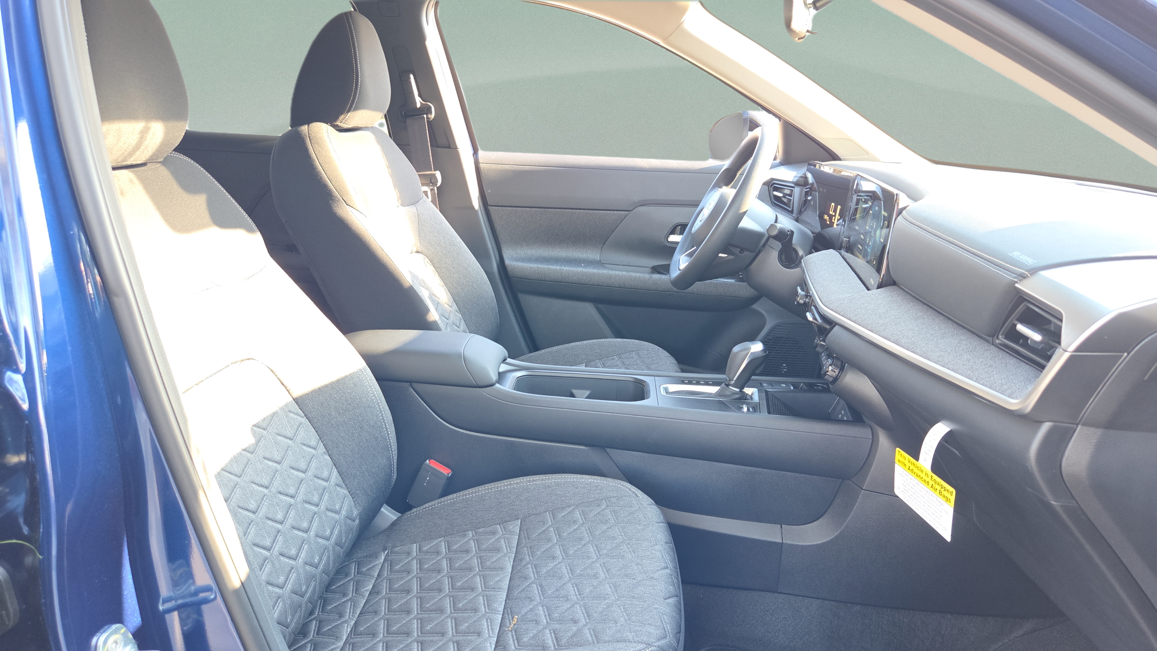 Used 2026 Nissan Kicks SV FWD image 16