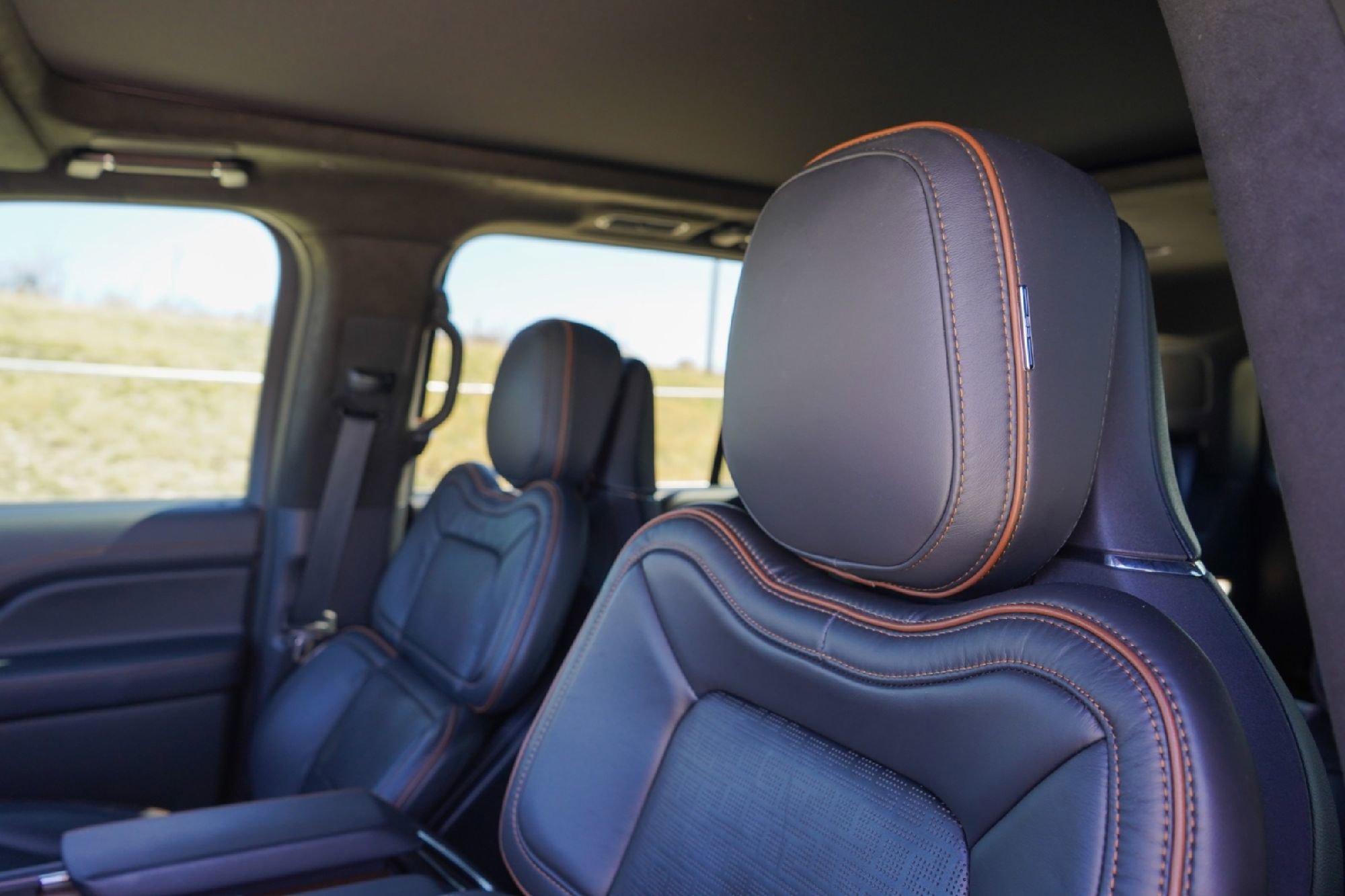 Used 2024 Lincoln Navigator Black Label image 9