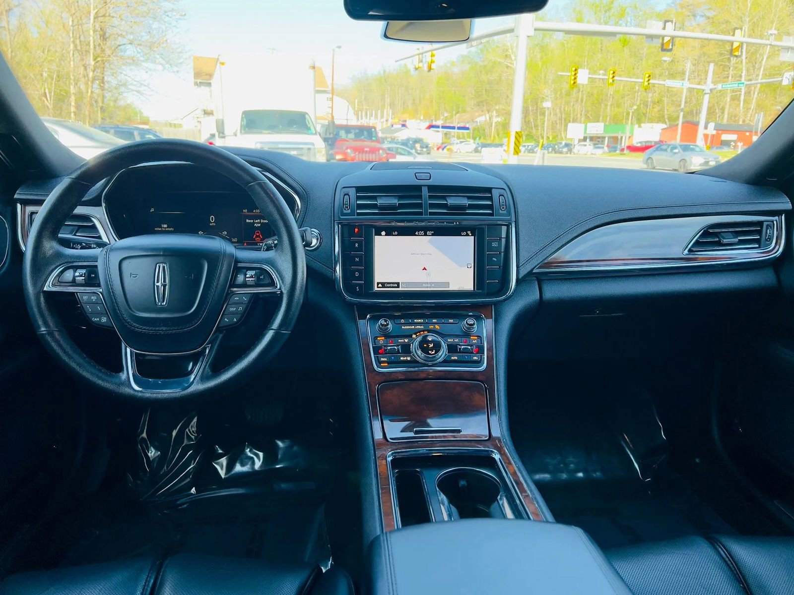 Used 2019 Lincoln Continental AWD w/ Equipment Group 500A image 26